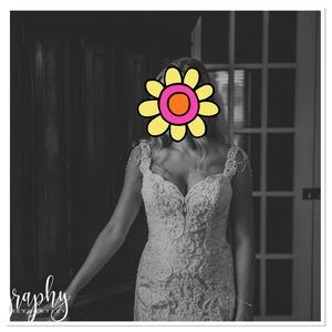 David Tutera. dress says size 10. Off white, champagne color.